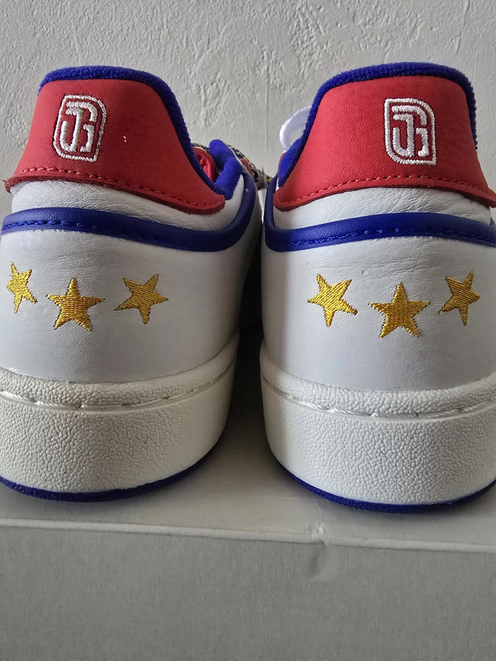 adidas Kids White and Blue Low-Top Sneakers with Red Accents